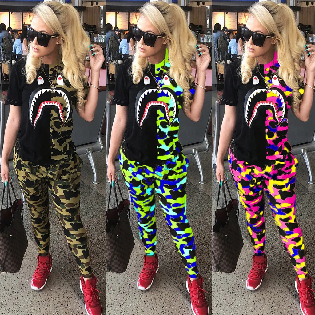 SONDR 2021 Summer Women Camouflage Sportswear Two Piece Suit Short Sleeve t Shirt top Pants Suit Women Pants Sets
SONDR 2021 Summer Women Camouflage Sportswear Two Piece Suit Short Sleeve t Shirt top Pants Suit Women Pants Sets