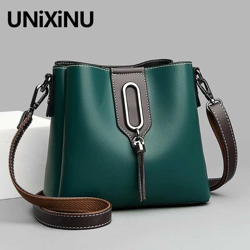 High Quality Soft Leather Tassel Decor Women's Shoulder Bag Chain Female Crossbody Bucket Bags for Women Designer Handbags
High Quality Soft Leather Tassel Decor Women's Shoulder Bag Chain Female Crossbody Bucket Bags for Women Designer Handbags