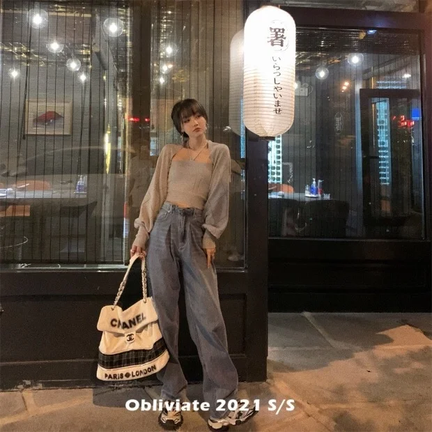 Клетчатая вязаная лямка через шею из двух частей
Клетчатая вязаная лямка через шею из двух частей