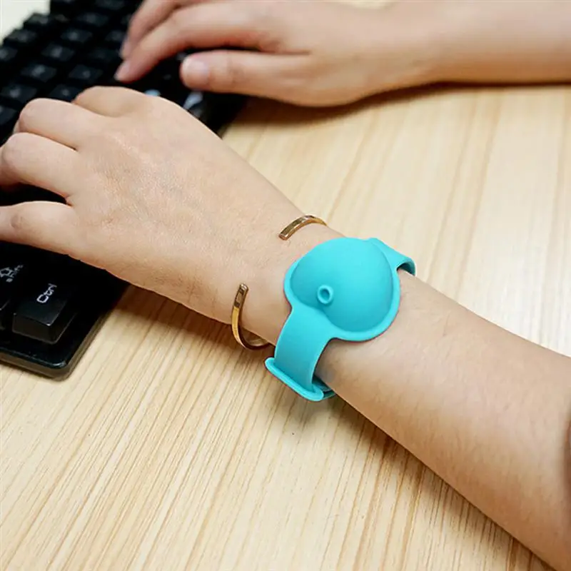 2Pcs Hand Sanitizer Wristband Liquid Soap Wristband for Travel Outdoor 
2Pcs Hand Sanitizer Wristband Liquid Soap Wristband for Travel Outdoor