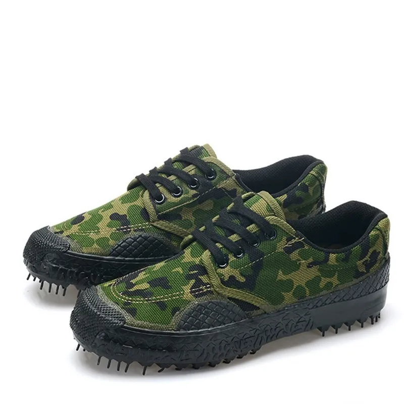 New Men Rubber Soles Camouflage Canvas Shoes Men Work&Safety Shoes Male Lace Up Military Tactical Desert Boots Ankle Army Boots
New Men Rubber Soles Camouflage Canvas Shoes Men Work&Safety Shoes Male Lace Up Military Tactical Desert Boots Ankle Army Boots
