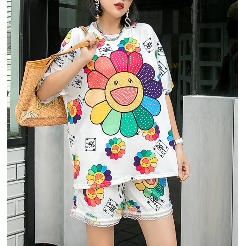 Summer Smile Face Women Set 2021 Fashion Print Women T-shirt +Beading Decoration Women Shorts Casual Short Sets Z749
Summer Smile Face Women Set 2021 Fashion Print Women T-shirt +Beading Decoration Women Shorts Casual Short Sets Z749