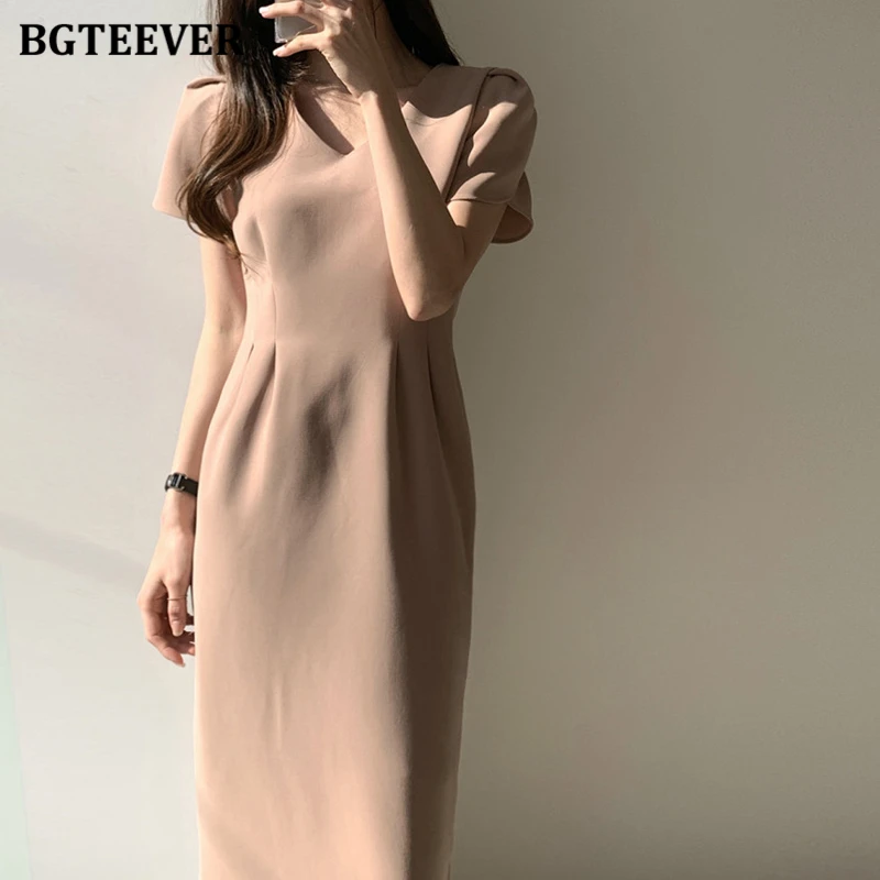 Платье BGTEEVER женское средней длины с V-образным вырезом, элегантное однотонное приталенное с коротким рукавом, офисная одежда, лето 2020
Платье BGTEEVER женское средней длины с V-образным вырезом, элегантное однотонное приталенное с коротким рукавом, офисная одежда, лето 2020