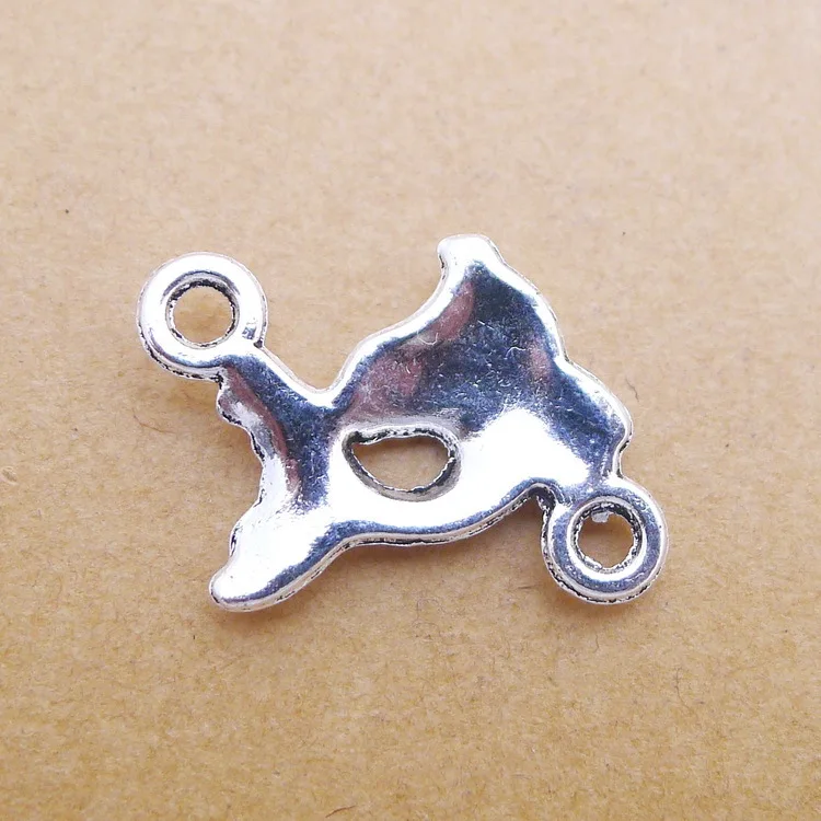 Craft For Jewelry Findings Components 10 Pieces 25x20mm Antique Silver Color Fish Connector
Craft For Jewelry Findings Components 10 Pieces 25x20mm Antique Silver Color Fish Connector
