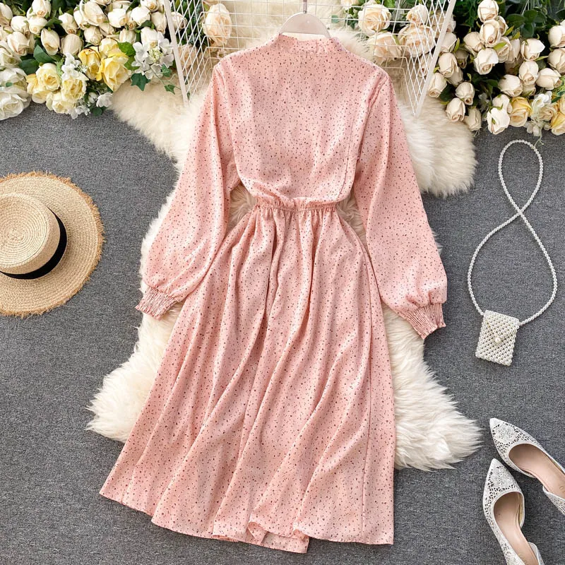 Floral Printed Autumn Woman Dress Long Sleeve Bow Vestidos Korean Style Chiffon Shirt Dress Casual Midi Women Vintage Dresses
Floral Printed Autumn Woman Dress Long Sleeve Bow Vestidos Korean Style Chiffon Shirt Dress Casual Midi Women Vintage Dresses