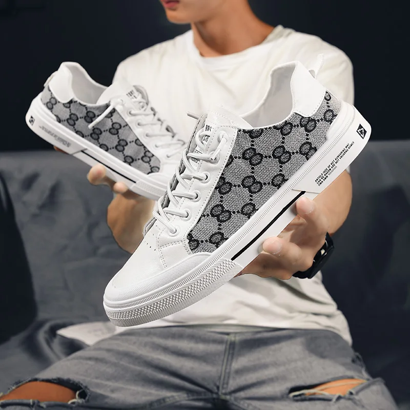 2021 Spring And Summer Men's Simple White Fashion Casual Sports Running Shoes Breathable Canvas Male Youth Air Cushion Light
2021 Spring And Summer Men's Simple White Fashion Casual Sports Running Shoes Breathable Canvas Male Youth Air Cushion Light