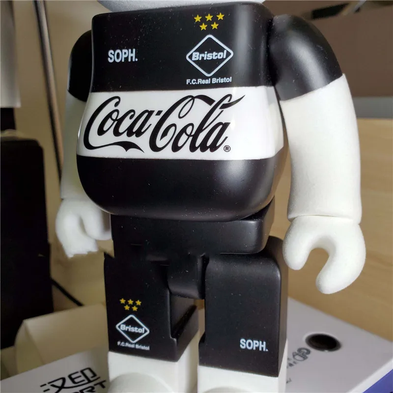 11" Bearbrick 400% Gloomy Be@Rbrick BRIAN Coke Popobe Showcase Ornaments BB Christmas Present PVC Action Figure Toy
11" Bearbrick 400% Gloomy Be@Rbrick BRIAN Coke Popobe Showcase Ornaments BB Christmas Present PVC Action Figure Toy