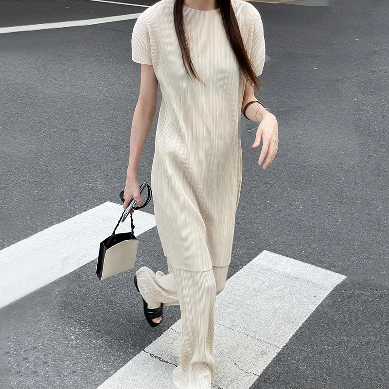 SHIJIA O-neck Pleated Tops + High Waist Pants Woman Korean Two Piece Sets Loose Fashion Harajuku 2 Piece Suits Woman Fall
SHIJIA O-neck Pleated Tops + High Waist Pants Woman Korean Two Piece Sets Loose Fashion Harajuku 2 Piece Suits Woman Fall