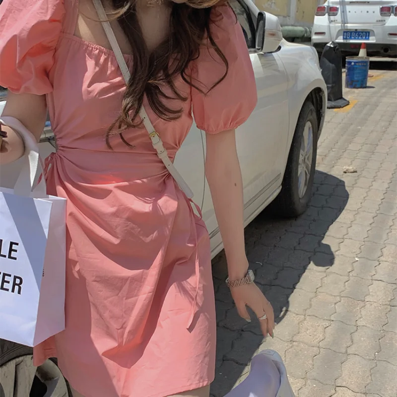 French square neck puff sleeve yrk dress female 2021 summer new style exposed waist and thin temperament ins wind a-line skirt 
French square neck puff sleeve yrk dress female 2021 summer new style exposed waist and thin temperament ins wind a-line skirt