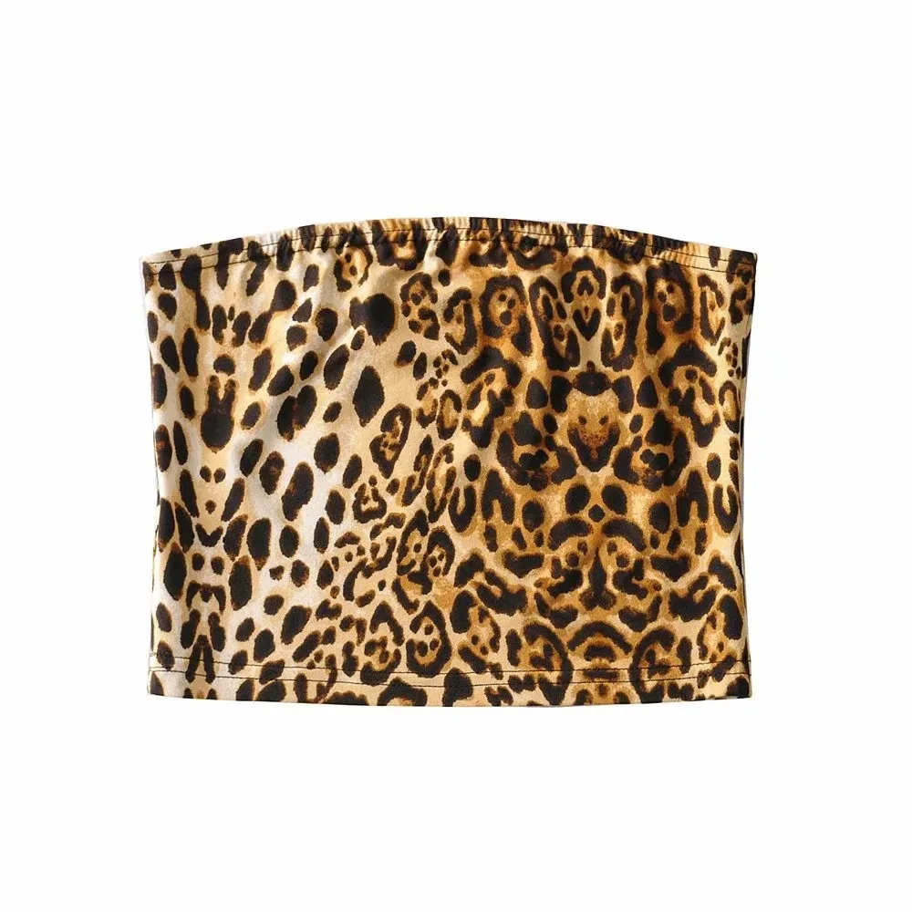 Summer Ladies Fashion Tide Flat Leopard Print Sexy Midriff Cultivate One's Morality Joker Cultivate Morality Base Chest Strap
Summer Ladies Fashion Tide Flat Leopard Print Sexy Midriff Cultivate One's Morality Joker Cultivate Morality Base Chest Strap