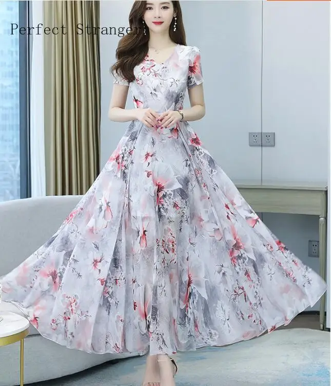 2021 Summer New Arrival Hot Sale V Collar Flower Printed Collect Waist Short Sleeve Women Long Chiffon Dress M-4XL
2021 Summer New Arrival Hot Sale V Collar Flower Printed Collect Waist Short Sleeve Women Long Chiffon Dress M-4XL
