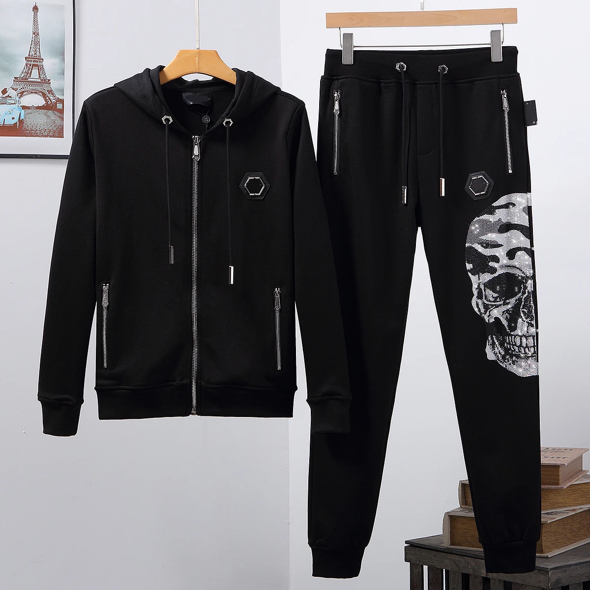 Fashion PP Skull Men Cotton 2-Piece Hooded Sweatshirt And Pants Sportswear Set Zip Plein Hoodie Clothes skull Autumn Winter
Fashion PP Skull Men Cotton 2-Piece Hooded Sweatshirt And Pants Sportswear Set Zip Plein Hoodie Clothes skull Autumn Winter