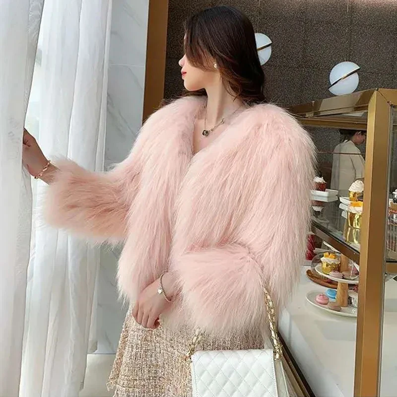 Elegant High Quality Faux Fur Coat Solid Sweet Loose Warm Short Coat Women Winter Pink Black Faux Fox Fur Oversized Outerwears 
Elegant High Quality Faux Fur Coat Solid Sweet Loose Warm Short Coat Women Winter Pink Black Faux Fox Fur Oversized Outerwears