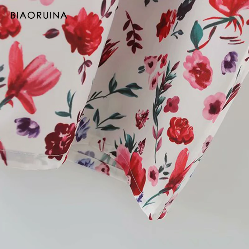 BIAORUIBA Women's V-neck Floral Print High Waist Hollw Out Fashion Short Dress Female 2021 Summer Vintage Mini Dress Vestido
BIAORUIBA Women's V-neck Floral Print High Waist Hollw Out Fashion Short Dress Female 2021 Summer Vintage Mini Dress Vestido