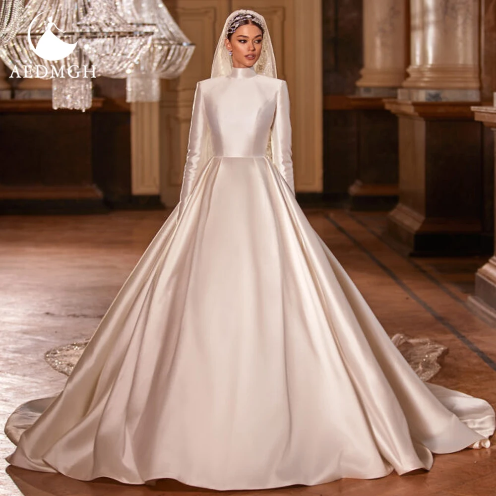 Aedmgh A-Line Matte Satin Wedding Dresses 2022 High Neck Long Sleeve Robe De Mariee Elegant Muslim Simple Chic Vestido De Novia
Aedmgh A-Line Matte Satin Wedding Dresses 2022 High Neck Long Sleeve Robe De Mariee Elegant Muslim Simple Chic Vestido De Novia