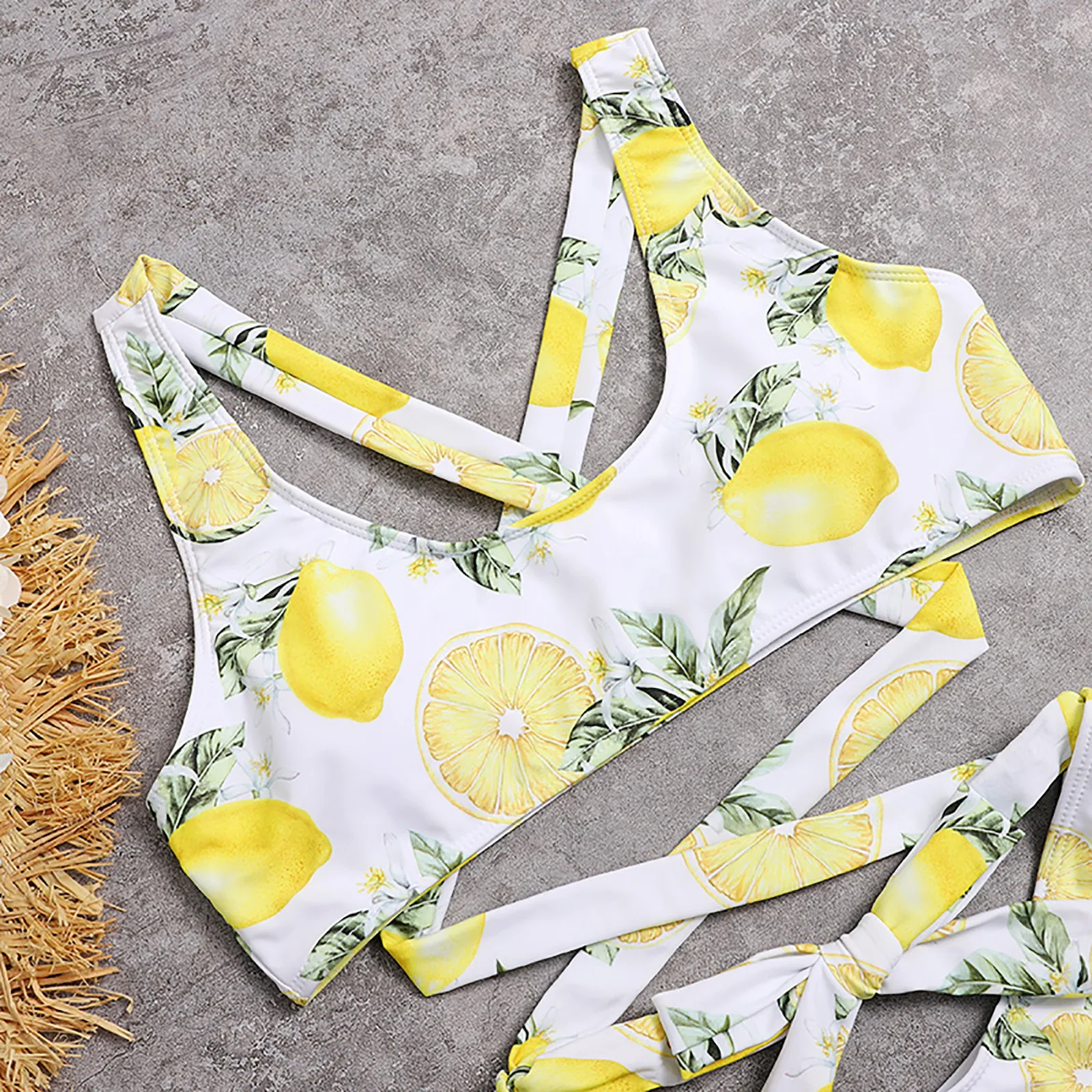 Sexy Bikinis Women 2021 New One-piece Swimsuit Sexy Bikini Lemon Print Swimsuit Fashion Biquini Female Dropshipping
Sexy Bikinis Women 2021 New One-piece Swimsuit Sexy Bikini Lemon Print Swimsuit Fashion Biquini Female Dropshipping