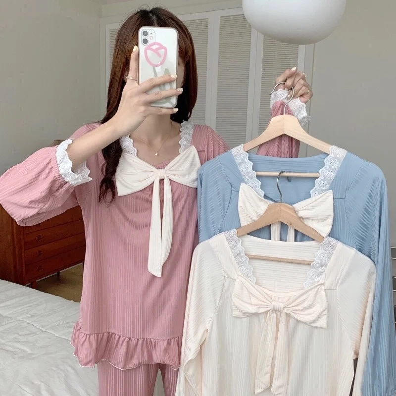 Pajamas women's autumn 2021 new style can wear loose bow princess style long sleeve casual home clothes two-piece set
Pajamas women's autumn 2021 new style can wear loose bow princess style long sleeve casual home clothes two-piece set