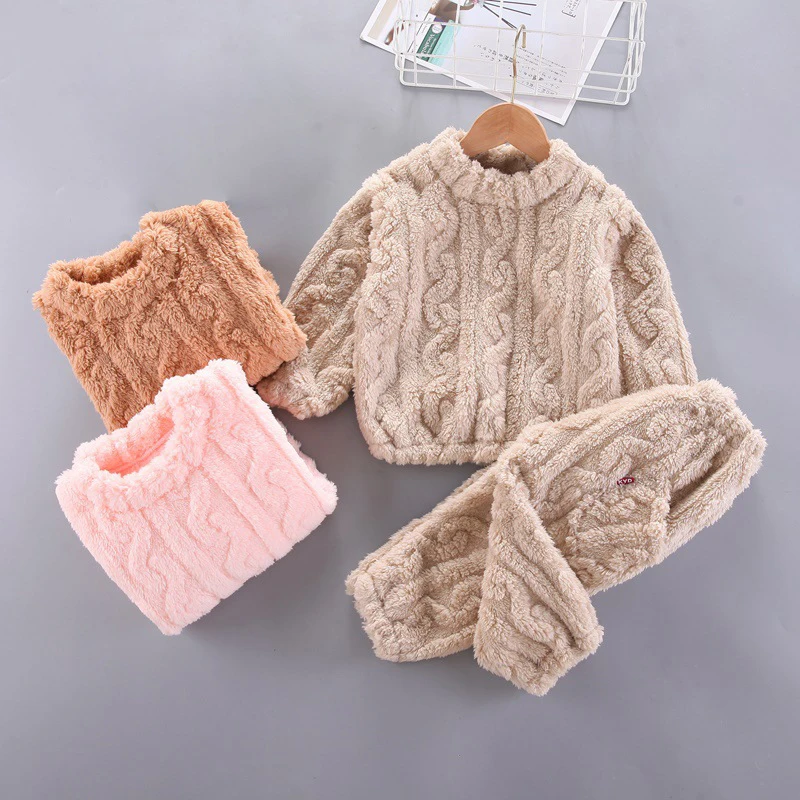 Clothing set fashion new autumn winter plus velvet warm jacket + pants thickened beibei 1-3 years old Quality children's clothes
Clothing set fashion new autumn winter plus velvet warm jacket + pants thickened beibei 1-3 years old Quality children's clothes