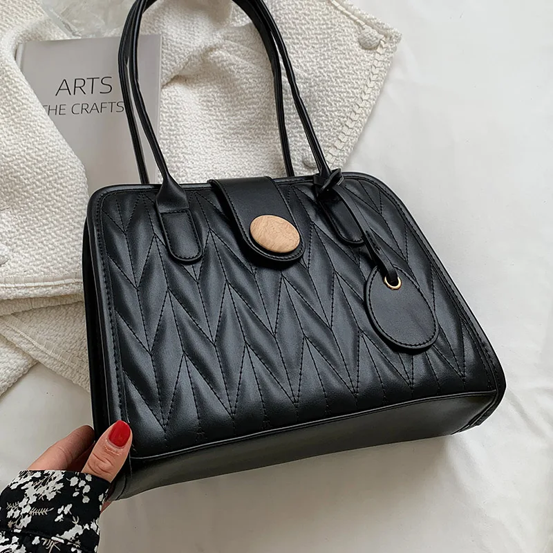 Simple Square Shoulder Bags for Women 2021 New Luxury Designer Tote Bag Embroidery Thread Handbags Retro Elegant Women's Bag Sac
Simple Square Shoulder Bags for Women 2021 New Luxury Designer Tote Bag Embroidery Thread Handbags Retro Elegant Women's Bag Sac
