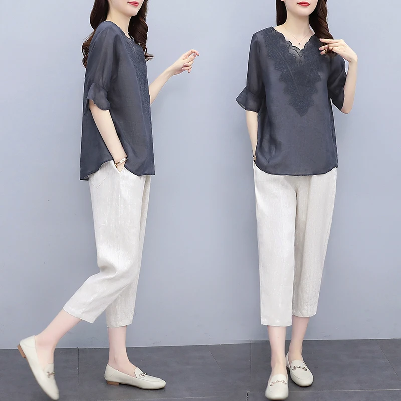 2021 summer women's fashion large size embroidery cotton and linen v neck lace tops+pants suit female 2 Piece Outfit
2021 summer women's fashion large size embroidery cotton and linen v neck lace tops+pants suit female 2 Piece Outfit