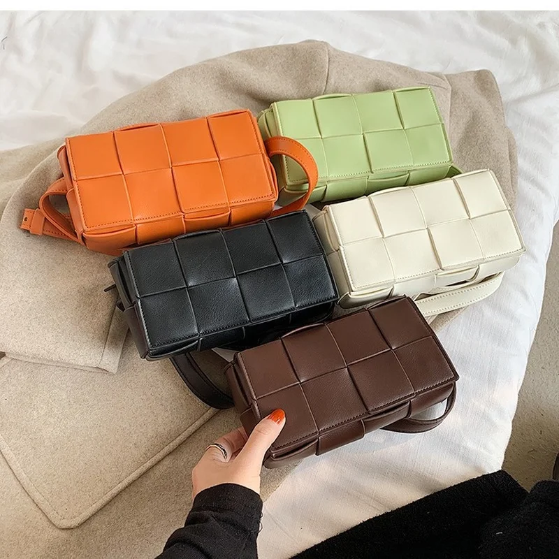 Women's Woven Small Square Shoulder Cross Body Bag Luxury Designer 2021 Trend Soft Fashion Small Totes Purse Handbags Clutch Bag
Women's Woven Small Square Shoulder Cross Body Bag Luxury Designer 2021 Trend Soft Fashion Small Totes Purse Handbags Clutch Bag