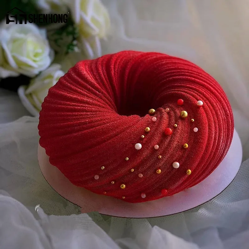 SHENHONG 3PCS/Set Vortex Cake Mold For Baking Dessert Mousse Silicone Decorating Mould Heart Cloud Silikonowe Moule Pastry Pan
SHENHONG 3PCS/Set Vortex Cake Mold For Baking Dessert Mousse Silicone Decorating Mould Heart Cloud Silikonowe Moule Pastry Pan