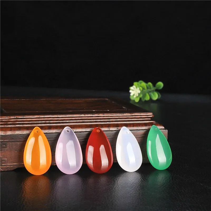 1PC Natural Green Agate Water Drop Jade Pendnat Necklace Chalcedony Carved Charm Jewelry Fashion Amulet for Men Women Lucky Gift
1PC Natural Green Agate Water Drop Jade Pendnat Necklace Chalcedony Carved Charm Jewelry Fashion Amulet for Men Women Lucky Gift