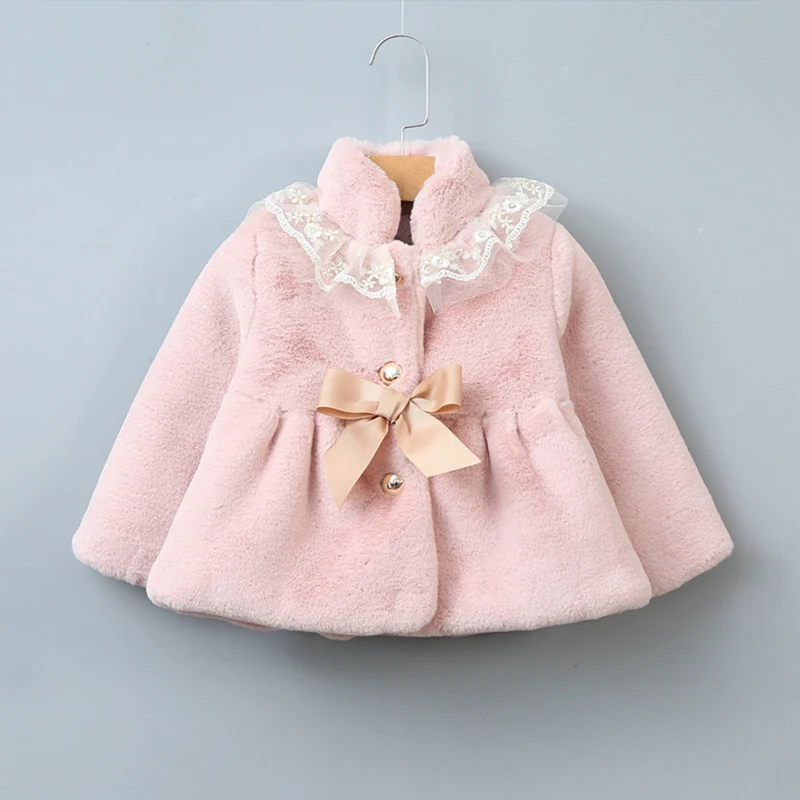 Куртка детская зимняя, однобортная, с кружевным воротником-стойкой и бантом, От 1 до 6 лет
Куртка детская зимняя, однобортная, с кружевным воротником-стойкой и бантом, От 1 до 6 лет