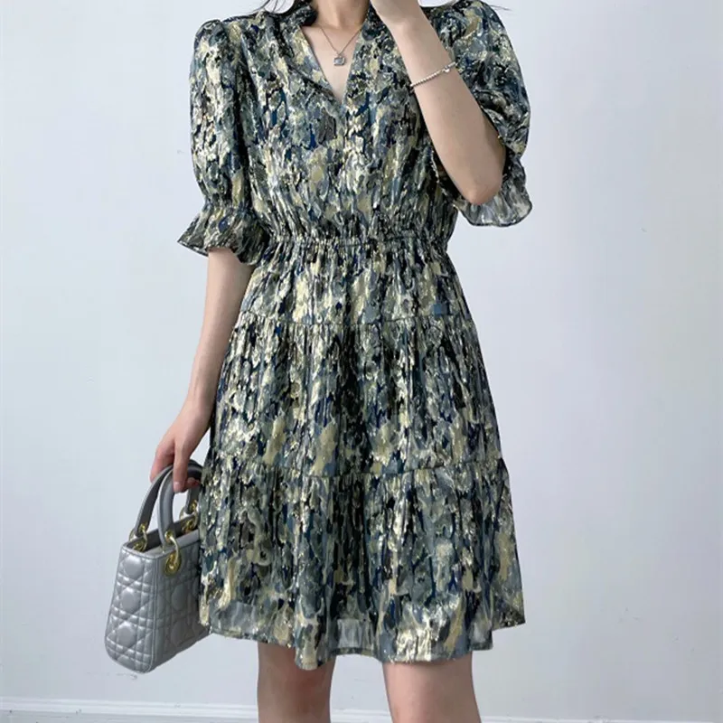 Women Mini Dress Floral Printed Puff Sleeve High Waist Ruffles Ladies Vintage 2021 Summer V-Neck Short Robes 
Women Mini Dress Floral Printed Puff Sleeve High Waist Ruffles Ladies Vintage 2021 Summer V-Neck Short Robes
