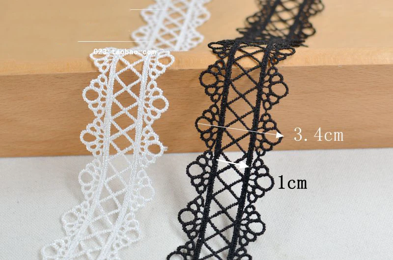 3yards 3.2cm Lace accessories Black and white and dichromatic bilateral garment accessories water soluble lace trim ribbon
3yards 3.2cm Lace accessories Black and white and dichromatic bilateral garment accessories water soluble lace trim ribbon