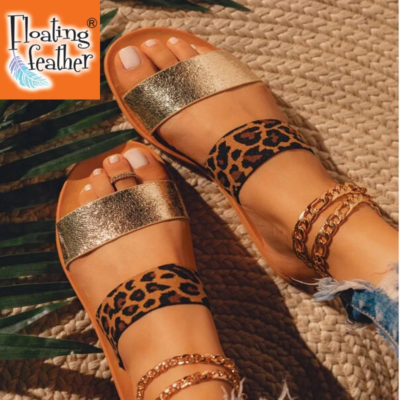 Summer 2021 Fashion Shoes Women Leather Slippers Flat Heel Open Toe Two Strap Outdoor Beach Slides Sexy Ladies Shoes Girls 2021
Summer 2021 Fashion Shoes Women Leather Slippers Flat Heel Open Toe Two Strap Outdoor Beach Slides Sexy Ladies Shoes Girls 2021