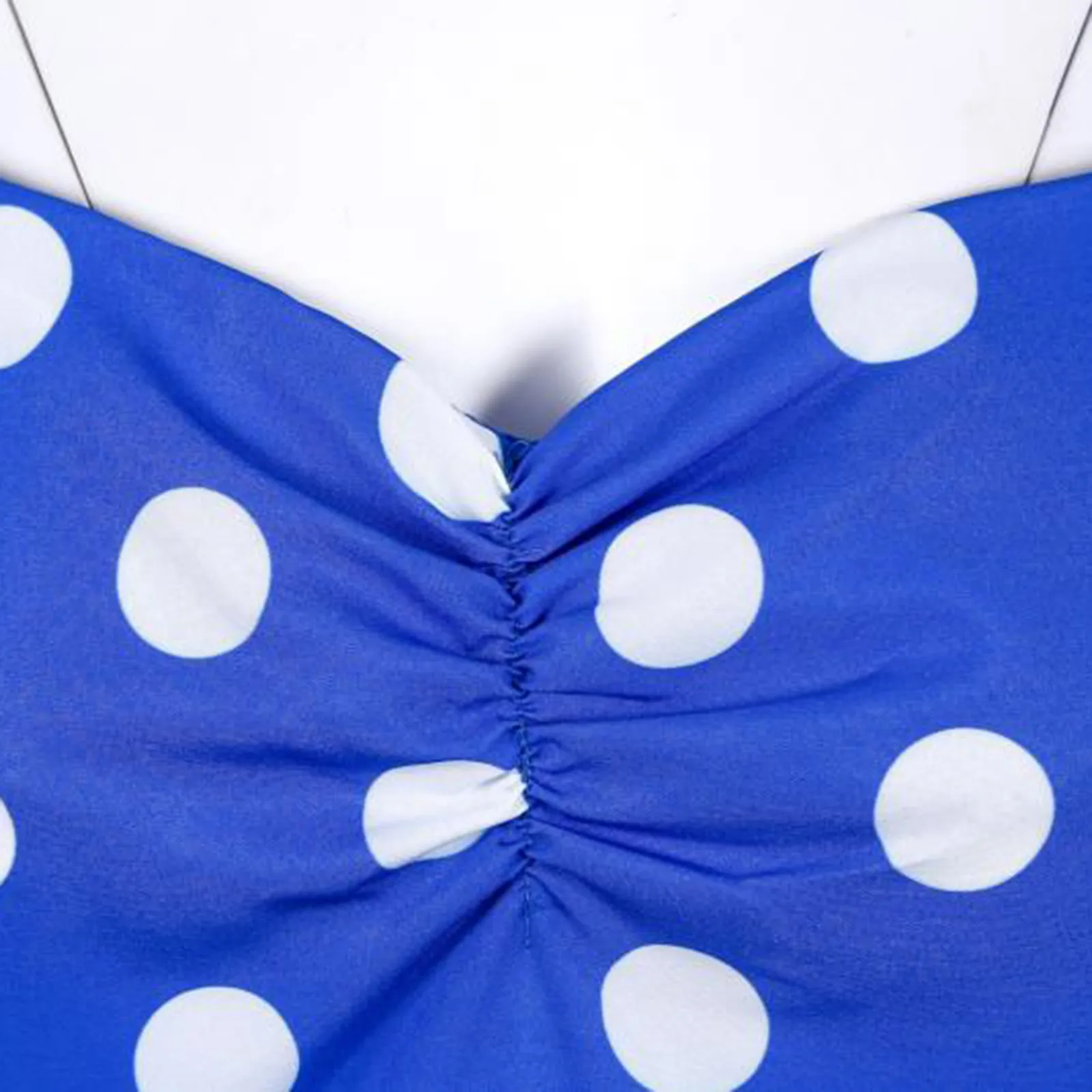 2021 Women's Fashionable Women Casual Dresses Summer Ladies Polka Dot Puffy Short-sleeved V-neck High-waisted Party Dress
2021 Women's Fashionable Women Casual Dresses Summer Ladies Polka Dot Puffy Short-sleeved V-neck High-waisted Party Dress