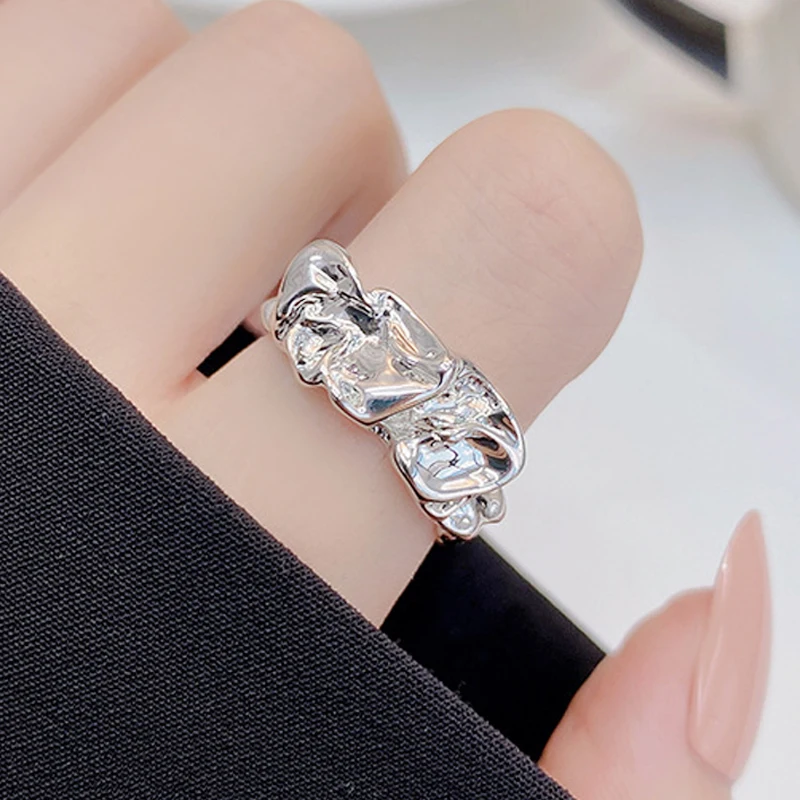New Arrive Irregular Punk Open Ring for Women Fashion Popular High Quality Fine Jewelry Wedding Bague Anillos Bijoux Pendant
New Arrive Irregular Punk Open Ring for Women Fashion Popular High Quality Fine Jewelry Wedding Bague Anillos Bijoux Pendant