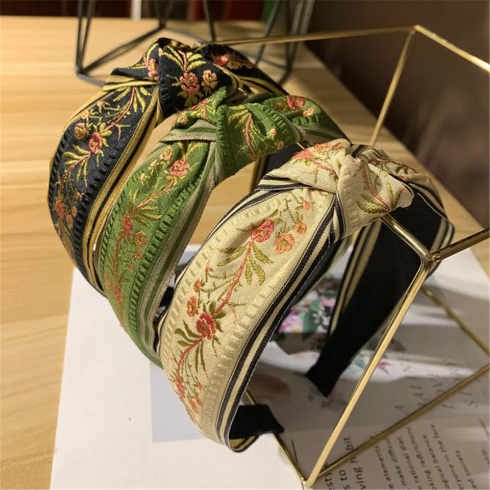 Embroidered Knotted Knitted Headband Woman Girls Elegant Hairband Turban Flower Cloth Handmade Head Hoop Bezel Hair Accessories
Embroidered Knotted Knitted Headband Woman Girls Elegant Hairband Turban Flower Cloth Handmade Head Hoop Bezel Hair Accessories
