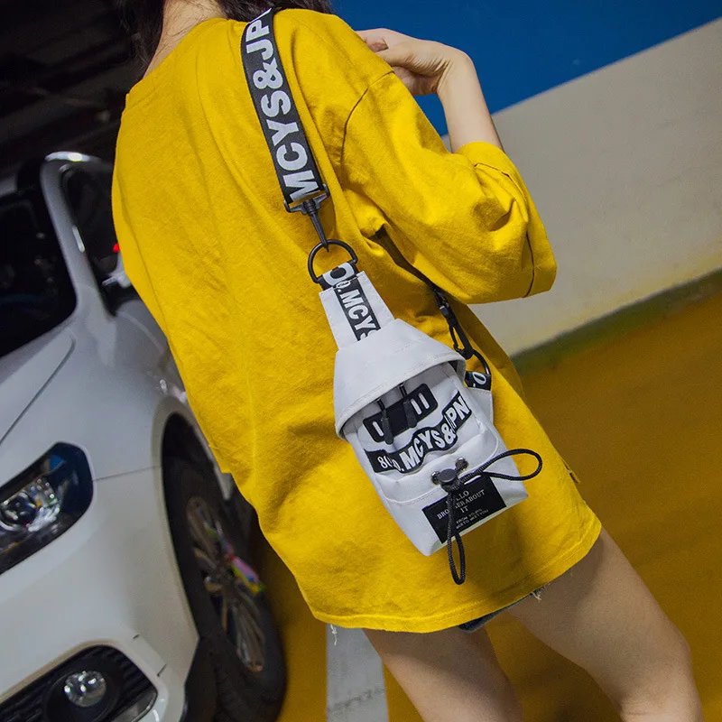 New Style Messenger Bag All-match Mini Casual Women Chest Bag Women Contrasting Color Lettered Messenger Bag
New Style Messenger Bag All-match Mini Casual Women Chest Bag Women Contrasting Color Lettered Messenger Bag