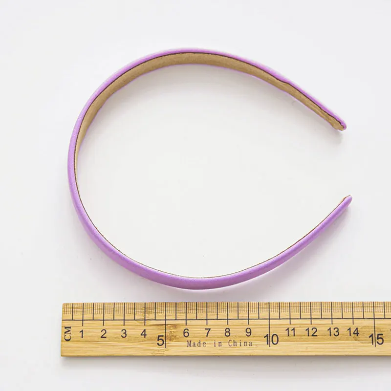 Simple Style Hair Accessories Solid Color Headband Sweet Elegant Hairbands Women Girl Elastic Hair Hoop Party Head Hoop Headwear
Simple Style Hair Accessories Solid Color Headband Sweet Elegant Hairbands Women Girl Elastic Hair Hoop Party Head Hoop Headwear