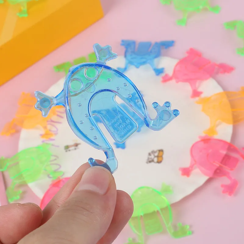 50pcs Plastic Cute Bounce Frog Children Birthday Party Creative Surprised Small Gift Festival Party Favors Kids Finger Game Toys
50pcs Plastic Cute Bounce Frog Children Birthday Party Creative Surprised Small Gift Festival Party Favors Kids Finger Game Toys