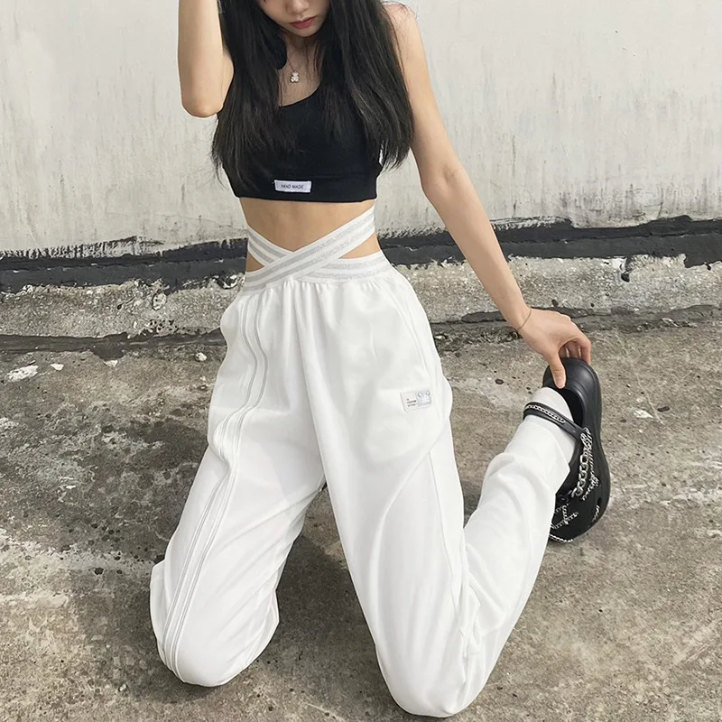 Women's White High Waist Fashion Casual Sweatpants Autumn 2021 Korean Plus Size Jogger Sports Trousers Harajuku Streetwear Girl
Women's White High Waist Fashion Casual Sweatpants Autumn 2021 Korean Plus Size Jogger Sports Trousers Harajuku Streetwear Girl