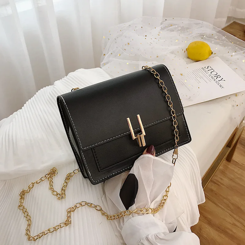 New Fashion Women Bag Shoulder Bag Fashion Leather Crossbody Bag Evening Clutch Purse with Metal Chain Mini Small Bag for Phone
New Fashion Women Bag Shoulder Bag Fashion Leather Crossbody Bag Evening Clutch Purse with Metal Chain Mini Small Bag for Phone