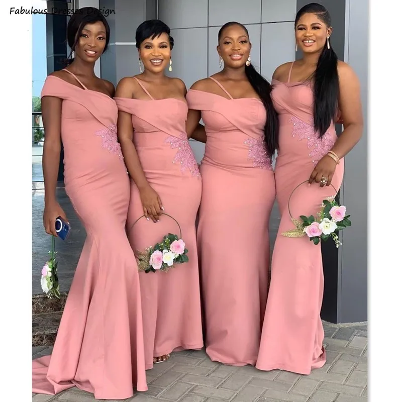 Chic Applique Lace Bridesmaid Dresses Long Mermaid One Shoulder 2021 Wedding Party Dress Robe De Soirée De Mariage
Chic Applique Lace Bridesmaid Dresses Long Mermaid One Shoulder 2021 Wedding Party Dress Robe De Soirée De Mariage