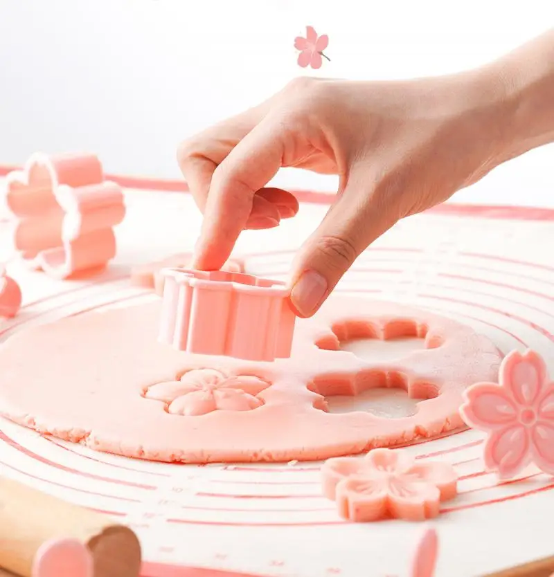 5 Pcs/Set Sakura Cookie Mold Stamp Biscuit Mold Cutter Pink Cherry Blossom Mold Flower Charm DIY Floral Mold Fondant Baking Tool
5 Pcs/Set Sakura Cookie Mold Stamp Biscuit Mold Cutter Pink Cherry Blossom Mold Flower Charm DIY Floral Mold Fondant Baking Tool