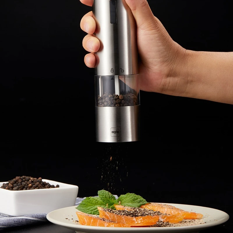 Pepper Electric Grinder Stainless Steel Adjustable Automatic Easy Clean Grinder USB Charging Salt & Pepper Mill Kitchen Tools
Pepper Electric Grinder Stainless Steel Adjustable Automatic Easy Clean Grinder USB Charging Salt & Pepper Mill Kitchen Tools