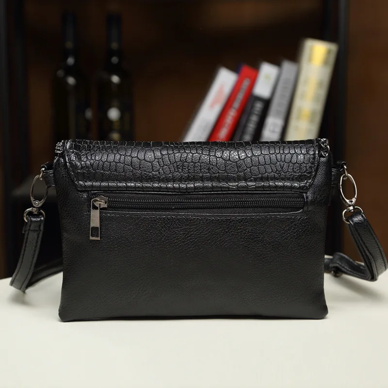 2019 Autumn and Winter New Women's Bag Black Chain Small Square Bag Simple Portable Single Shoulder Slant Span
2019 Autumn and Winter New Women's Bag Black Chain Small Square Bag Simple Portable Single Shoulder Slant Span