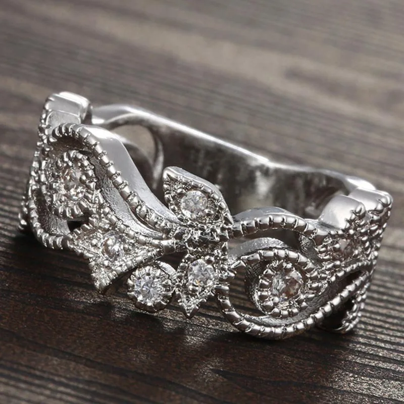 Women's Floral Ring Charm Flower Lucky Vine Leaf Cocktail Jewelry Proposal Gift Rings Bridal Wedding Band Jewelry
Women's Floral Ring Charm Flower Lucky Vine Leaf Cocktail Jewelry Proposal Gift Rings Bridal Wedding Band Jewelry