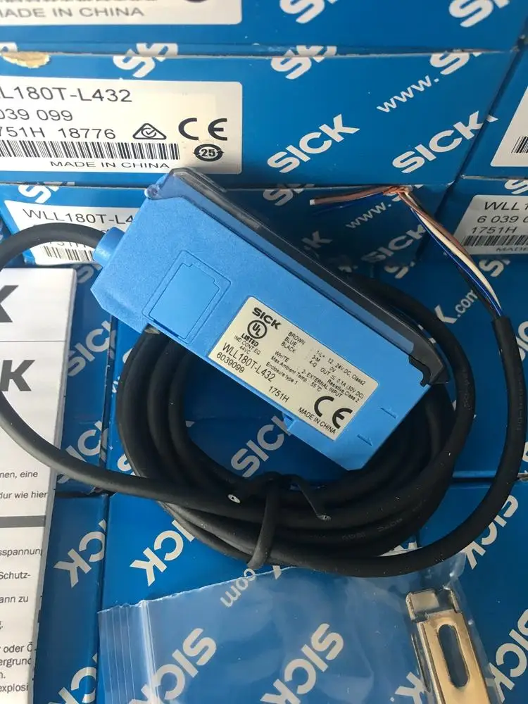 100% Новый оригинальный SICK оптический волоконный усилитель WLL180T-L432 WLL180T-M432 WLL180T-E232
100% Новый оригинальный SICK оптический волоконный усилитель WLL180T-L432 WLL180T-M432 WLL180T-E232