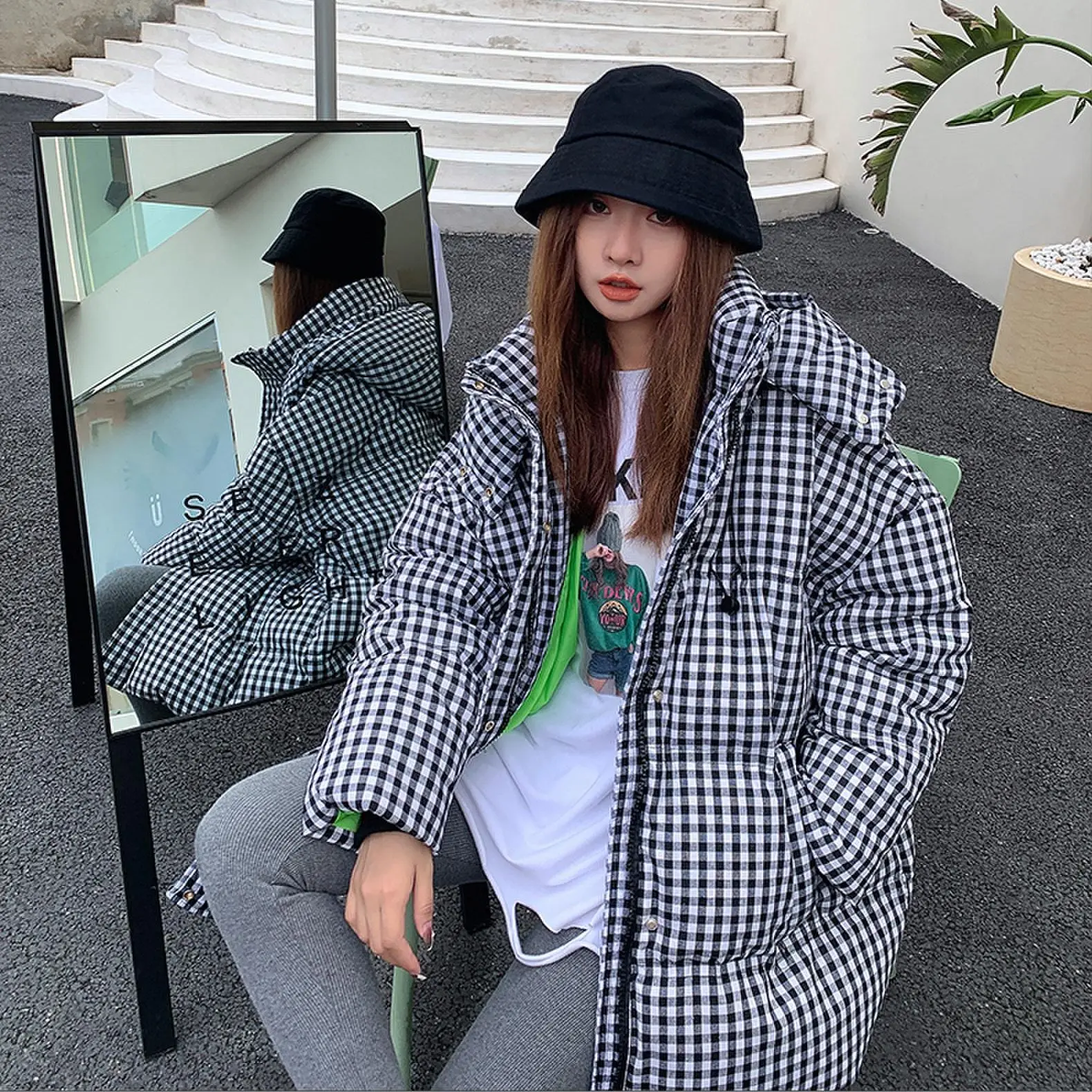 Пуховик с хлопковой подкладкой Make Hong Kong flavor, Новая ветровка свободного покроя, большие ярды жарки, уличный женский костюм
Пуховик с хлопковой подкладкой Make Hong Kong flavor, Новая ветровка свободного покроя, большие ярды жарки, уличный женский костюм