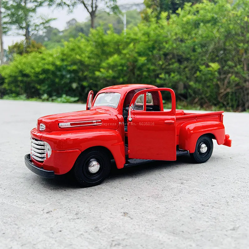 Maisto 1:25 1948 Ford F-1 Pickup red Die casting simulation alloy car model crafts decoration collection toy tools gift
Maisto 1:25 1948 Ford F-1 Pickup red Die casting simulation alloy car model crafts decoration collection toy tools gift