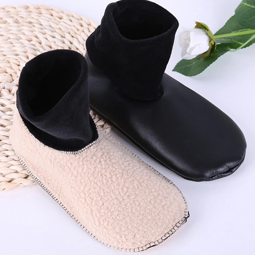 Oversize Unisex Winter Warm Thick Fleece Leather Pu Thermal Boot Slipper Indoor House Soft Non-Slip Socks
Oversize Unisex Winter Warm Thick Fleece Leather Pu Thermal Boot Slipper Indoor House Soft Non-Slip Socks