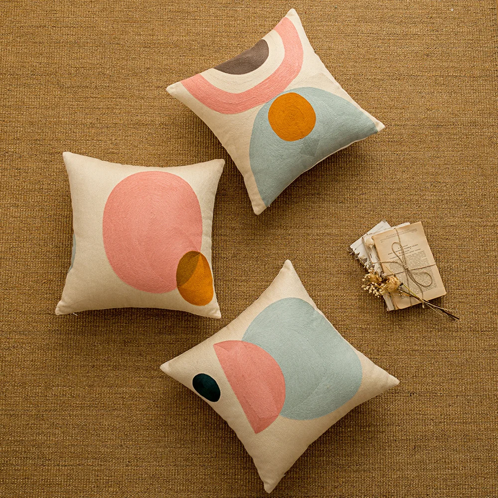 Three-dimensional Geometric Semicircle Embroidery Pillow Cotton and Linen Embroidered Terrace Sofa Cushion Cover
Three-dimensional Geometric Semicircle Embroidery Pillow Cotton and Linen Embroidered Terrace Sofa Cushion Cover