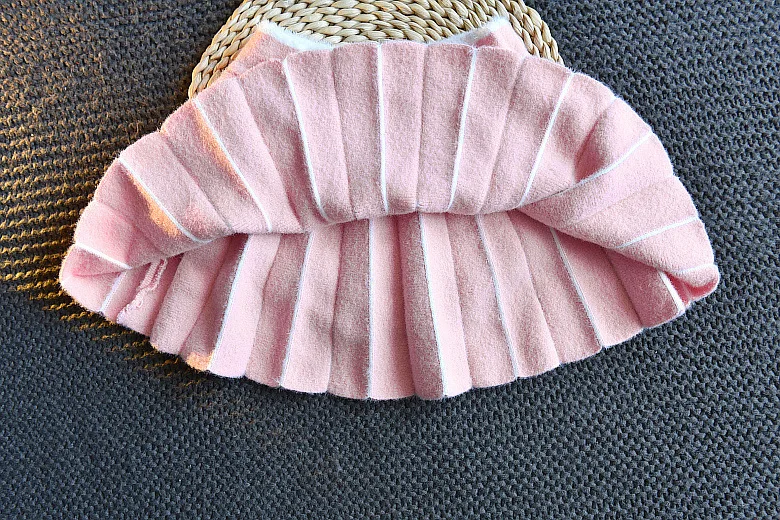 Baby Girls Sweater Set for Warm Autumn Winter Clothes Plus Velvet Lapel Sweater and Knitted Pleated Skirt for Toddler Costume
Baby Girls Sweater Set for Warm Autumn Winter Clothes Plus Velvet Lapel Sweater and Knitted Pleated Skirt for Toddler Costume
